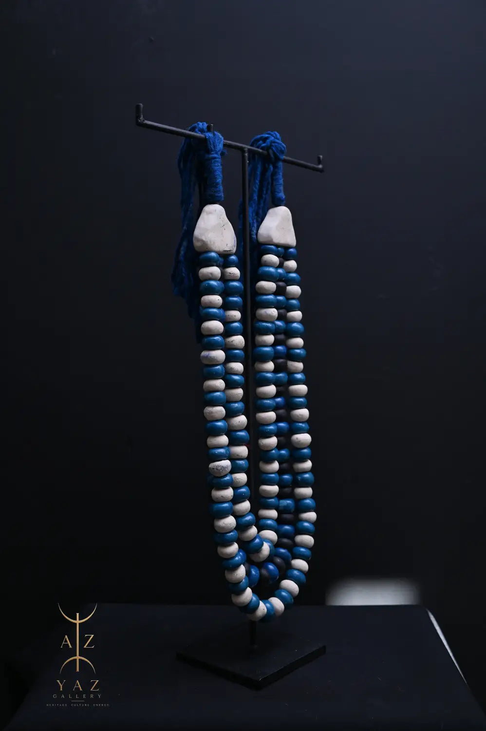 Azure Harmony Pendant Wall Art – Handmade Blue & Ivory Beaded Sculpture on Black Stand (62 x 34 cm)