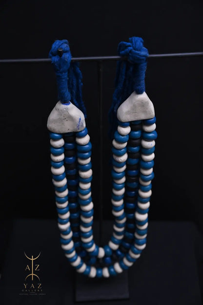 Azure Harmony Pendant Wall Art – Handmade Blue & Ivory Beaded Sculpture on Black Stand (62 x 34 cm)