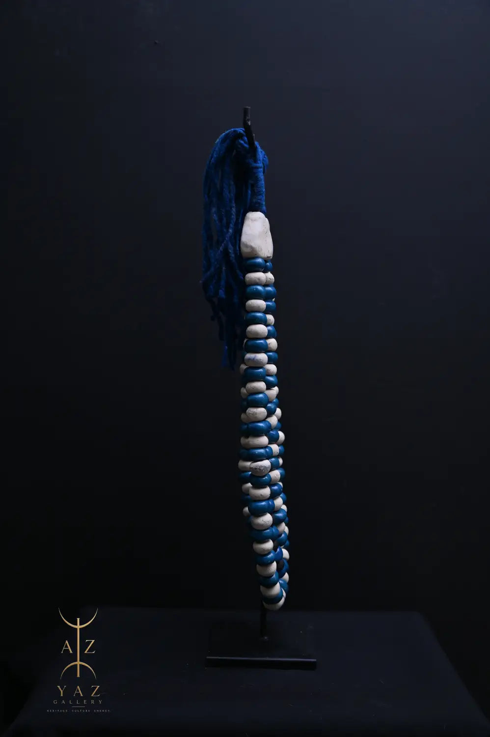 Azure Harmony Pendant Wall Art – Handmade Blue & Ivory Beaded Sculpture on Black Stand (62 x 34 cm)