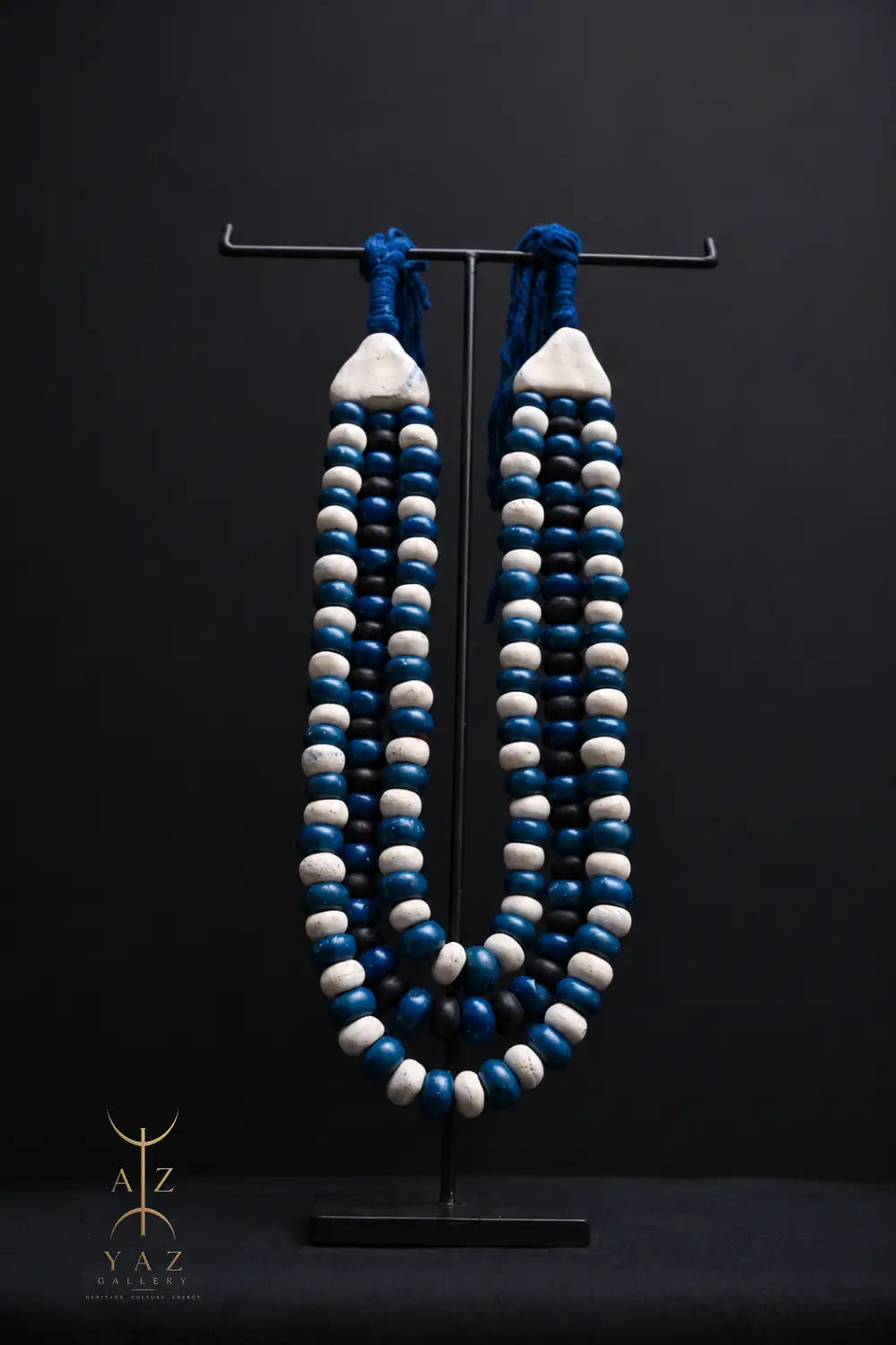 Azure Harmony Pendant Wall Art – Handmade Blue & Ivory Beaded Sculpture on Black Stand (62 x 34 cm)