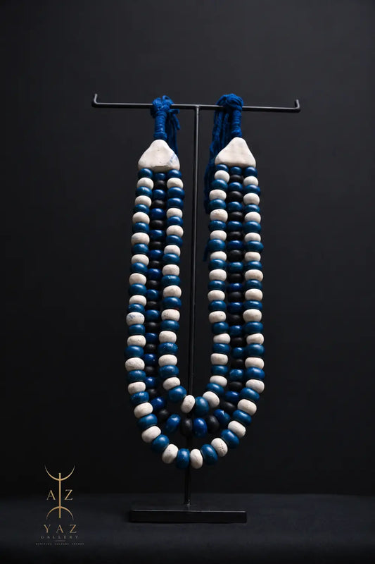 Azure Harmony Pendant Wall Art – Handmade Blue & Ivory Beaded Sculpture on Black Stand (62 x 34 cm)