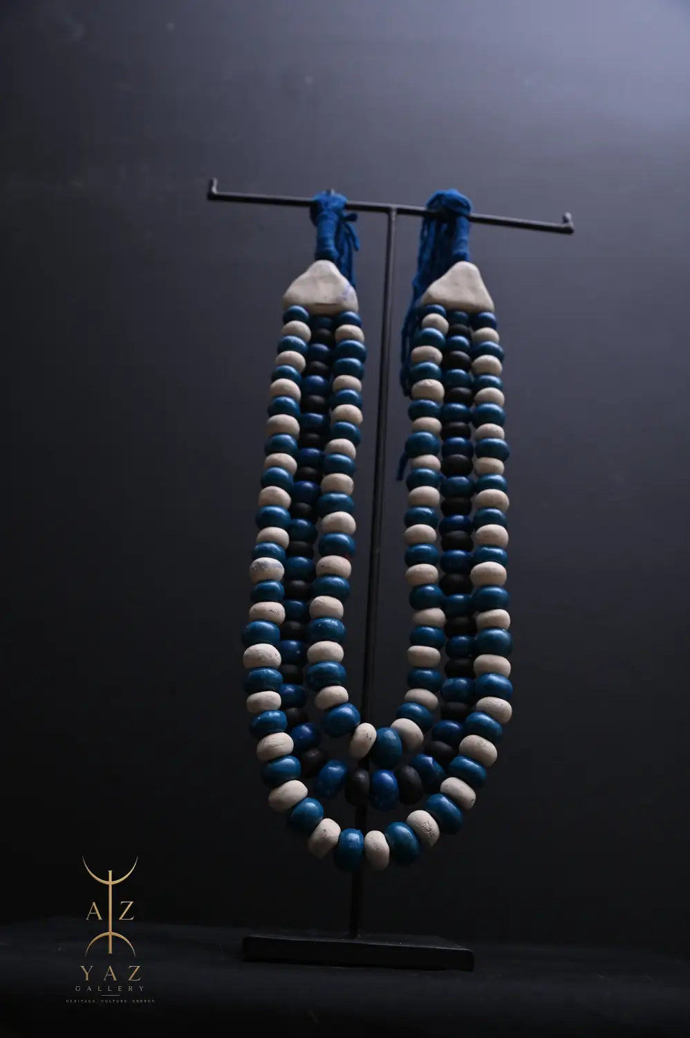 Azure Harmony Pendant Wall Art – Handmade Blue & Ivory Beaded Sculpture on Black Stand (62 x 34 cm)