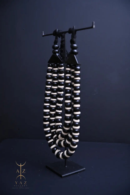 Midnight Contrast Pendant Sculpture – Black & White Beads with Black Rope on Black Stand (62 x 34 cm)